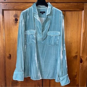 WOMENS J CREW VELVET PULLOVER SHIRT